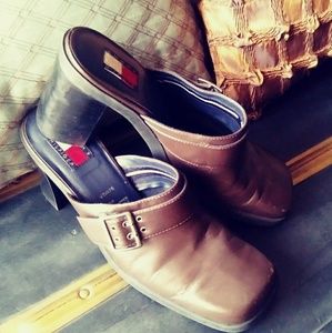 Lady's slip on shoes